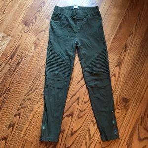 Olive green motto leggings